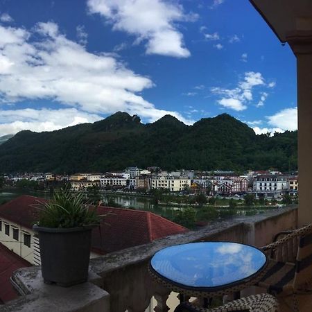 Mạnh Linh Guest House Lào Cai Ngoại thất bức ảnh