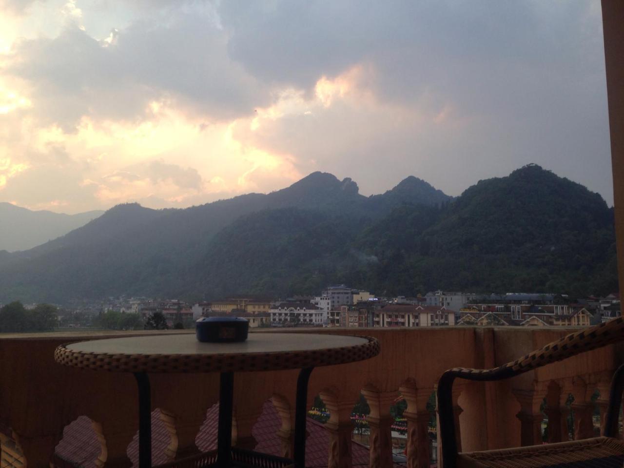 Mạnh Linh Guest House Lào Cai Ngoại thất bức ảnh
